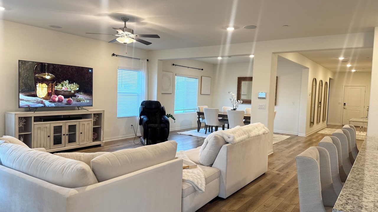 Photo of Livingroom in Centennial Hills