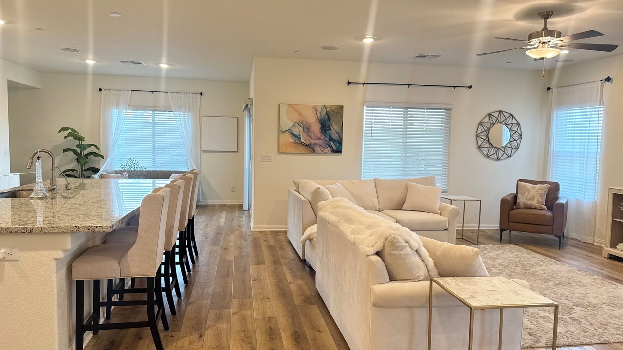 Photo of Livingroom in Centennial Hills