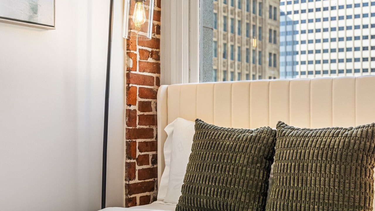 Photo of Bedroom in Gaslamp Quarter