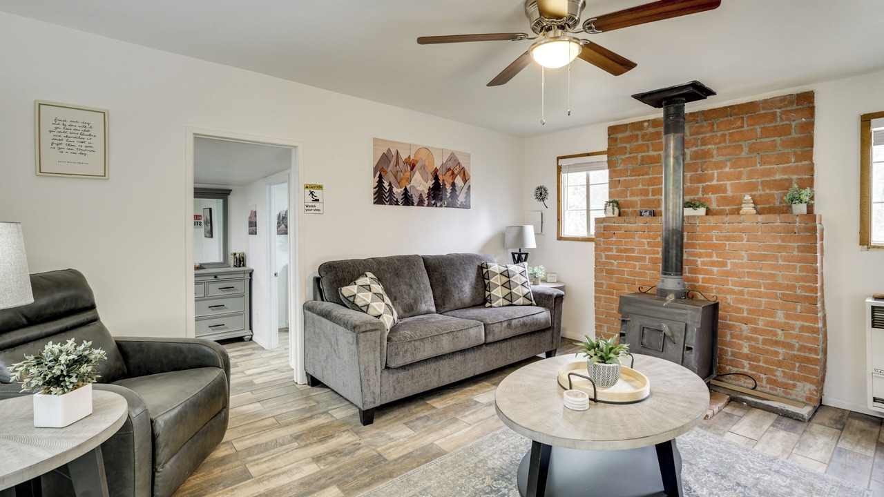 Photo of Livingroom in Mount Laguna