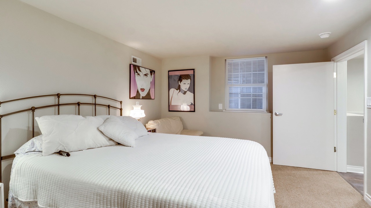 Photo of Bedroom in West Salem