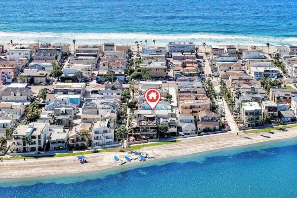 Photo of Others in Mission Beach