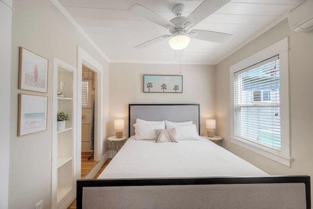 Photo of Bedroom in Mission Beach