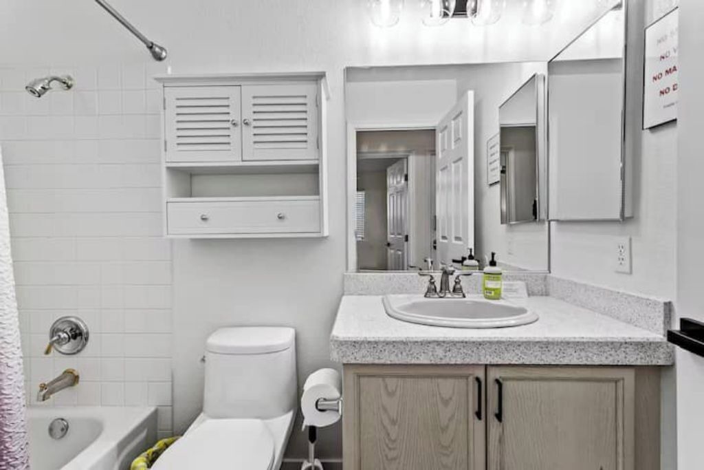 Photo of Bathroom in North Las Vegas
