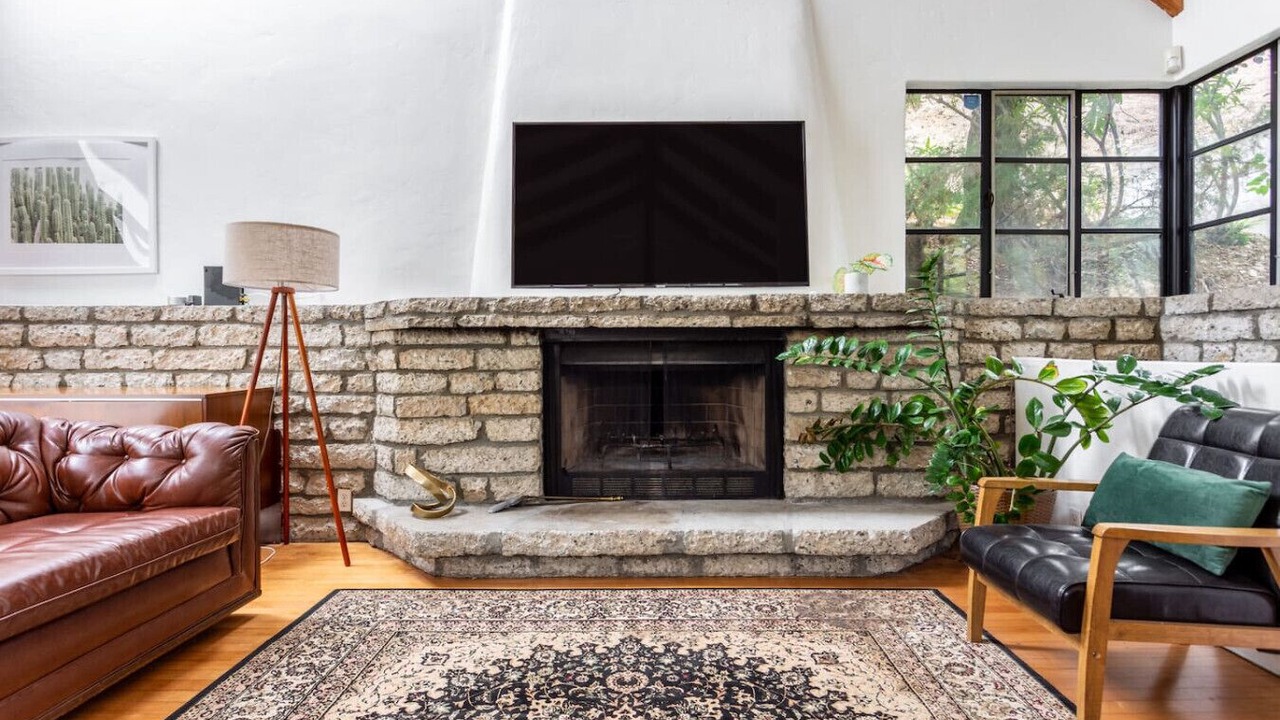 Photo of Livingroom in Sherman Oaks
