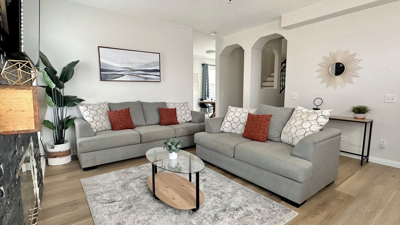 Photo of Livingroom in Baldwin Park