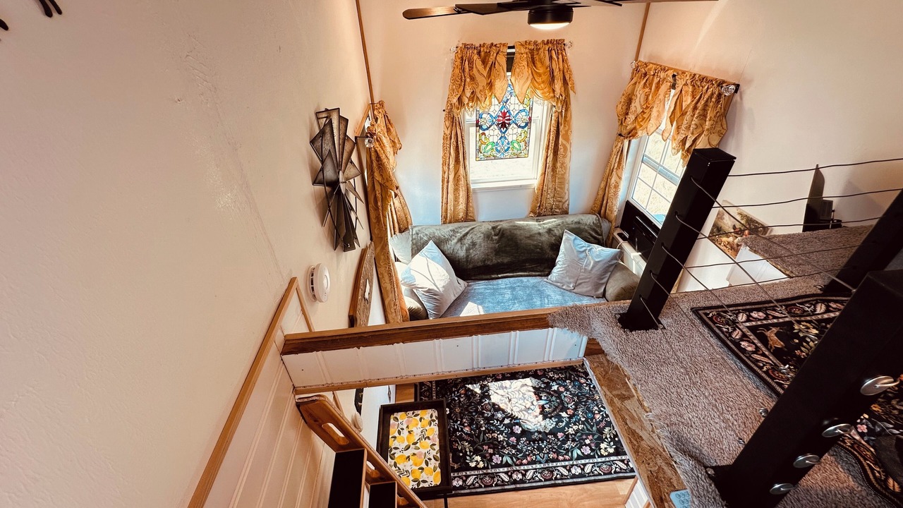 Photo of Livingroom in Battle Ground