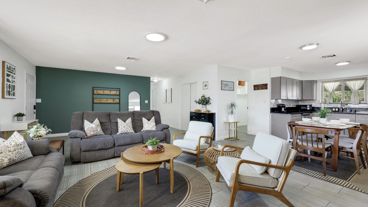 Photo of Livingroom in Chinatown