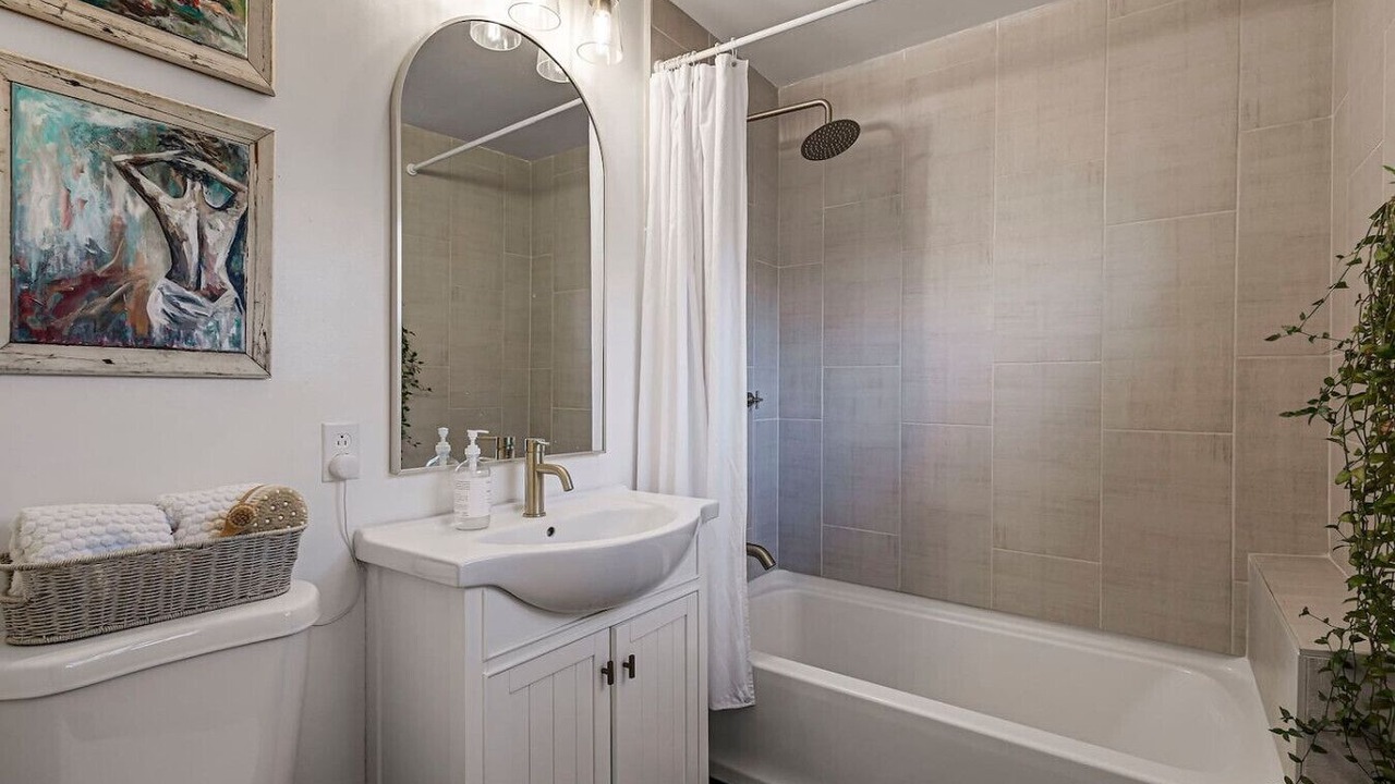 Photo of Bathroom in Chico