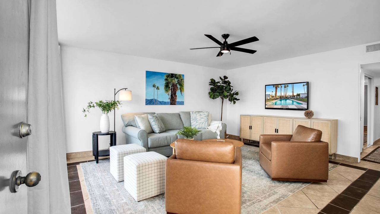 Photo of Livingroom in Palm Desert