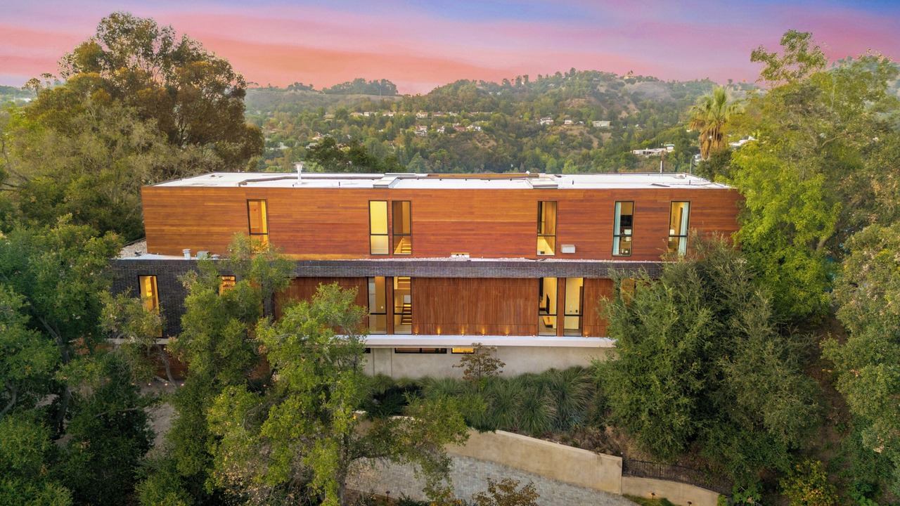 Photo of Outdoor in Beverly Hills