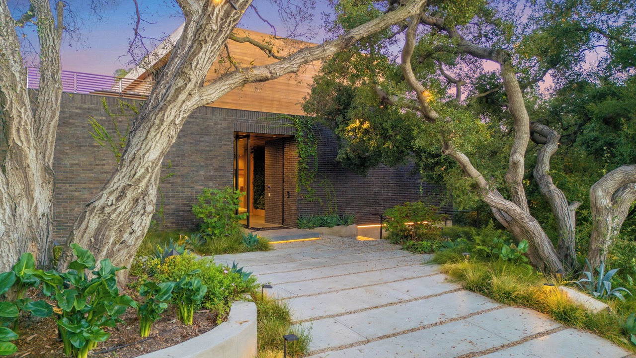 Photo of Outdoor in Beverly Hills