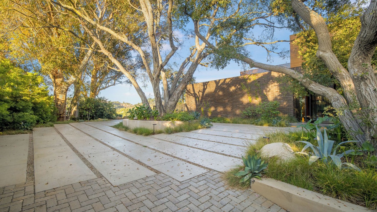 Photo of Outdoor in Beverly Hills