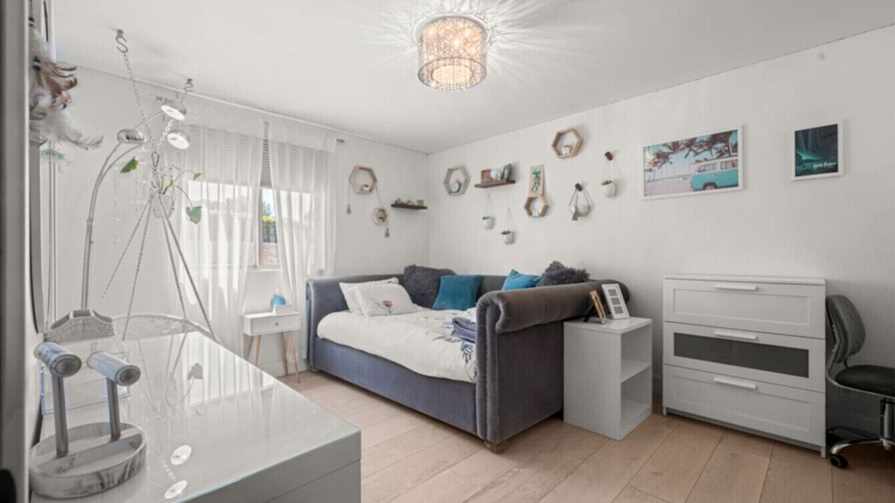 Photo of Bedroom in Woodland Hills