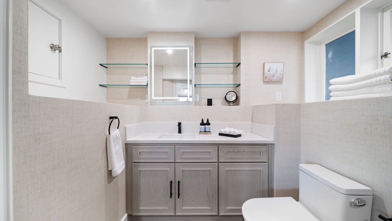 Photo of Bathroom in Village of La Jolla