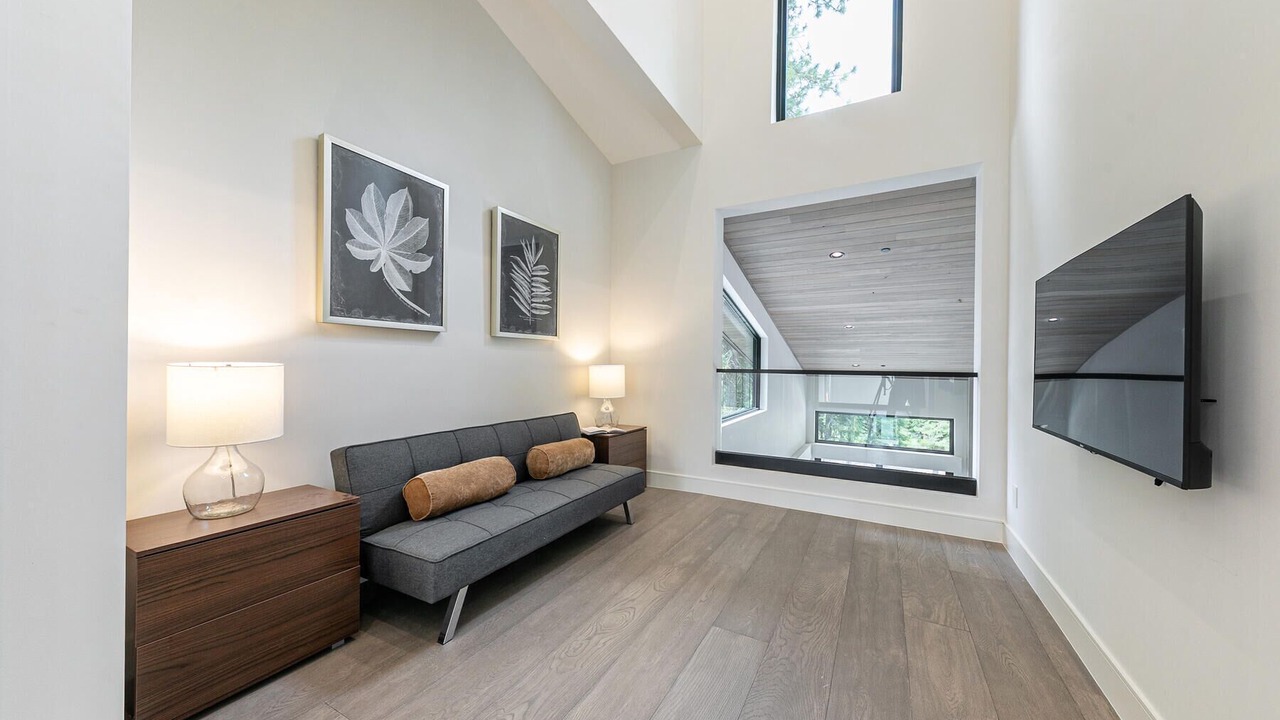 Photo of Livingroom in Ponderosa Palisades