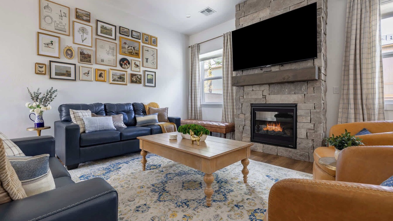 Photo of Livingroom in Flagstaff