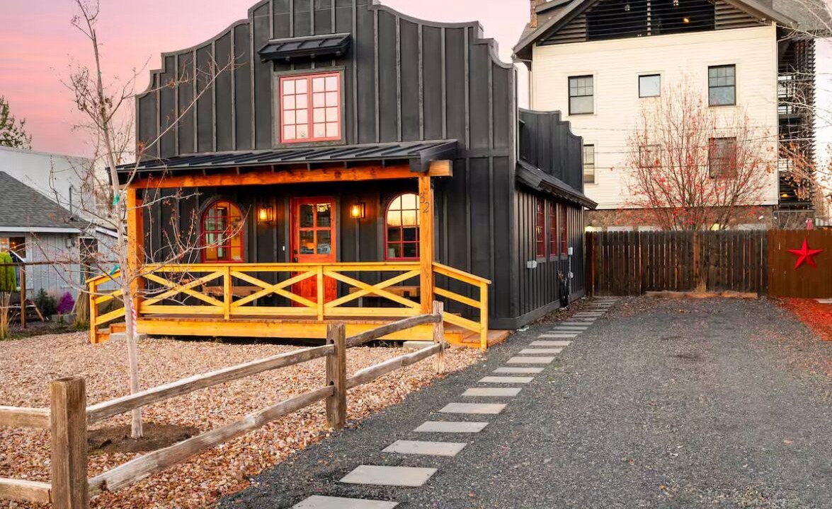 Photo of Outdoor in Old Bend
