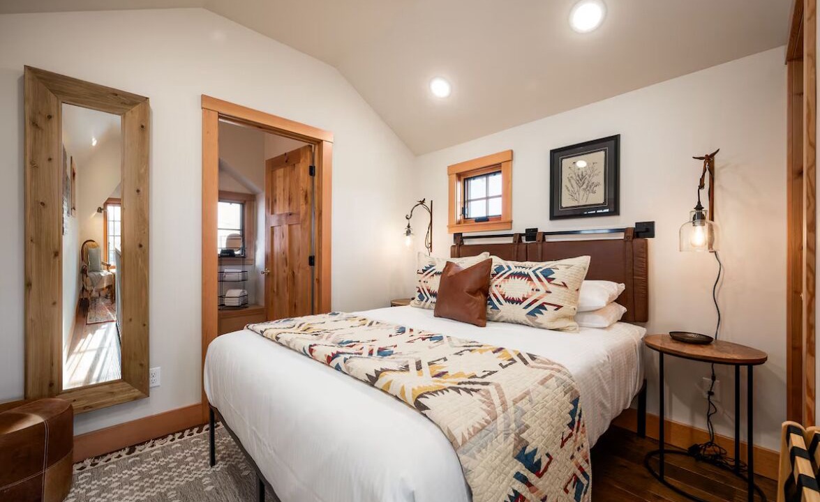 Photo of Bedroom in Old Bend