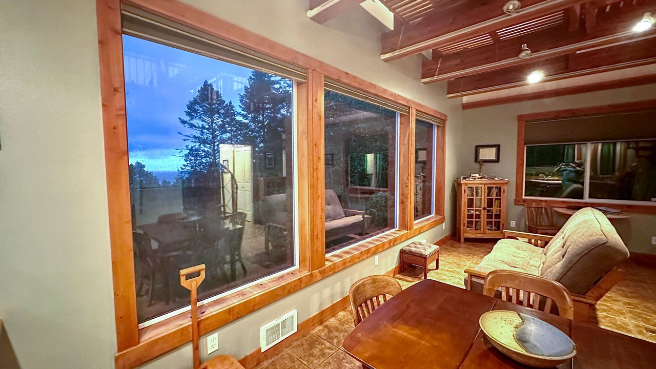 Photo of Livingroom in Port Orford