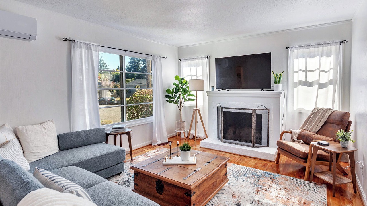 Photo of Livingroom in Beaumont - Wilshire