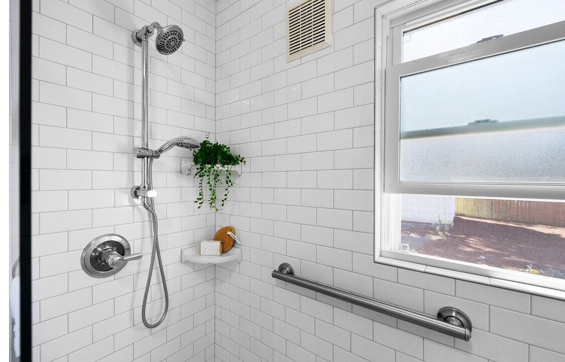 Photo of Bathroom in Beaumont - Wilshire