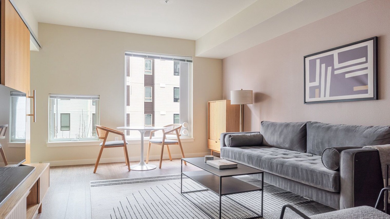 Photo of Livingroom in Downtown