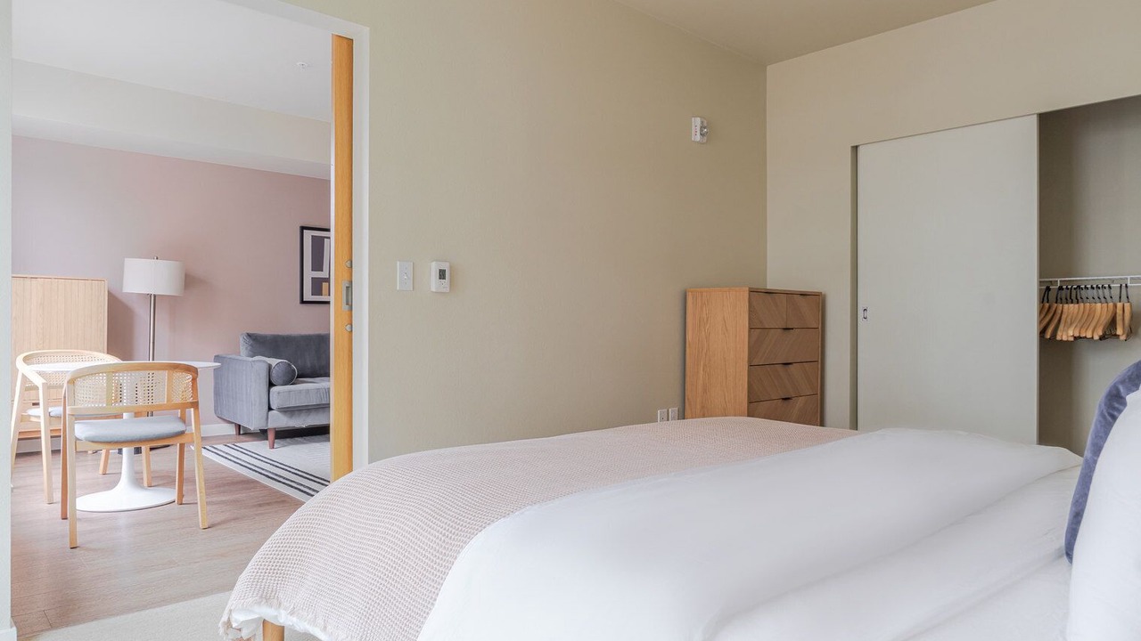 Photo of Bedroom in Downtown