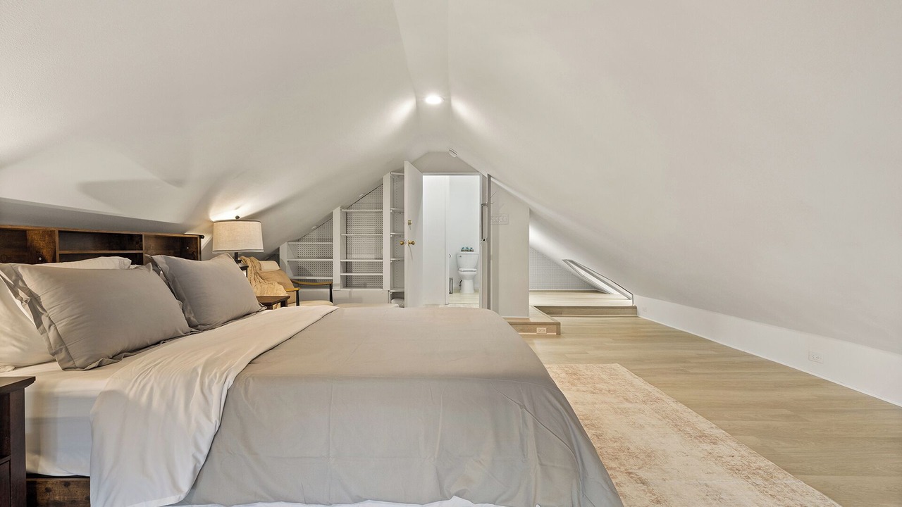 Photo of Bedroom in Los Angeles County