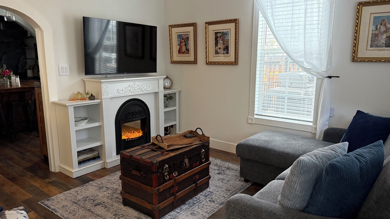 Photo of Livingroom in Downtown Reno