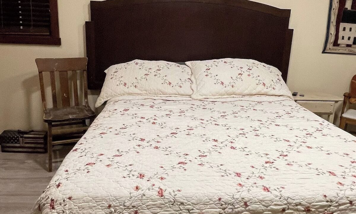 Photo of Bedroom in Fredonia
