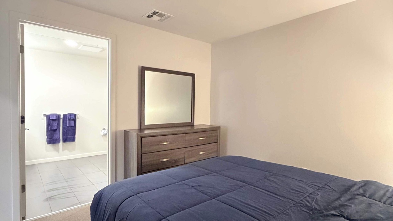 Photo of Bedroom in Marina District