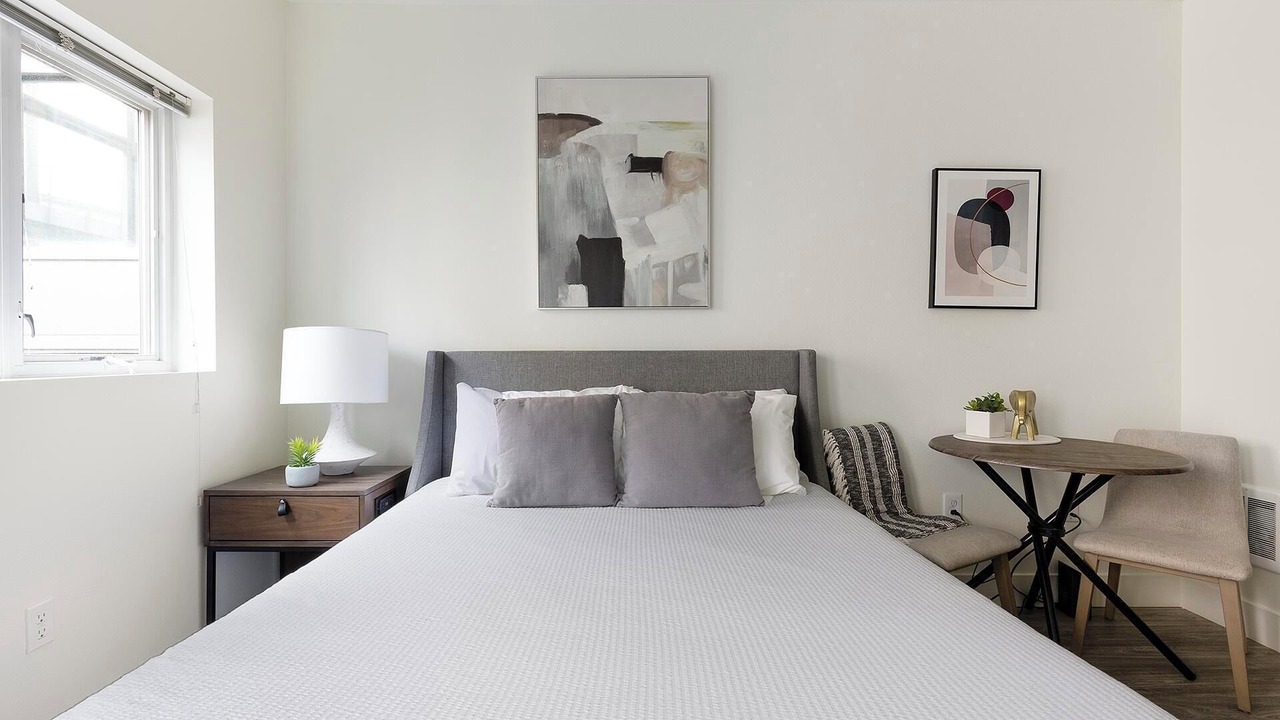 Photo of Bedroom in Pearl District