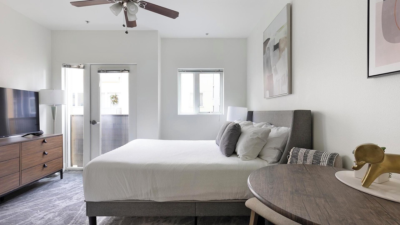 Photo of Bedroom in Pearl District