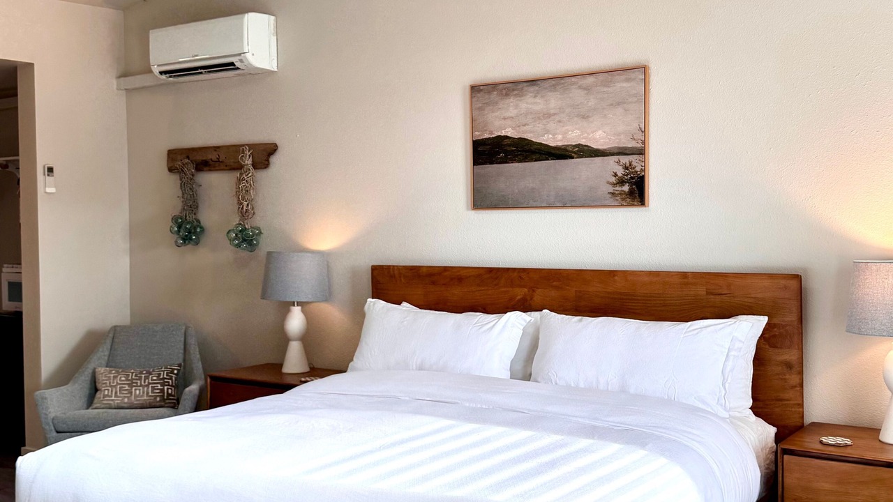 Photo of Bedroom in Yachats