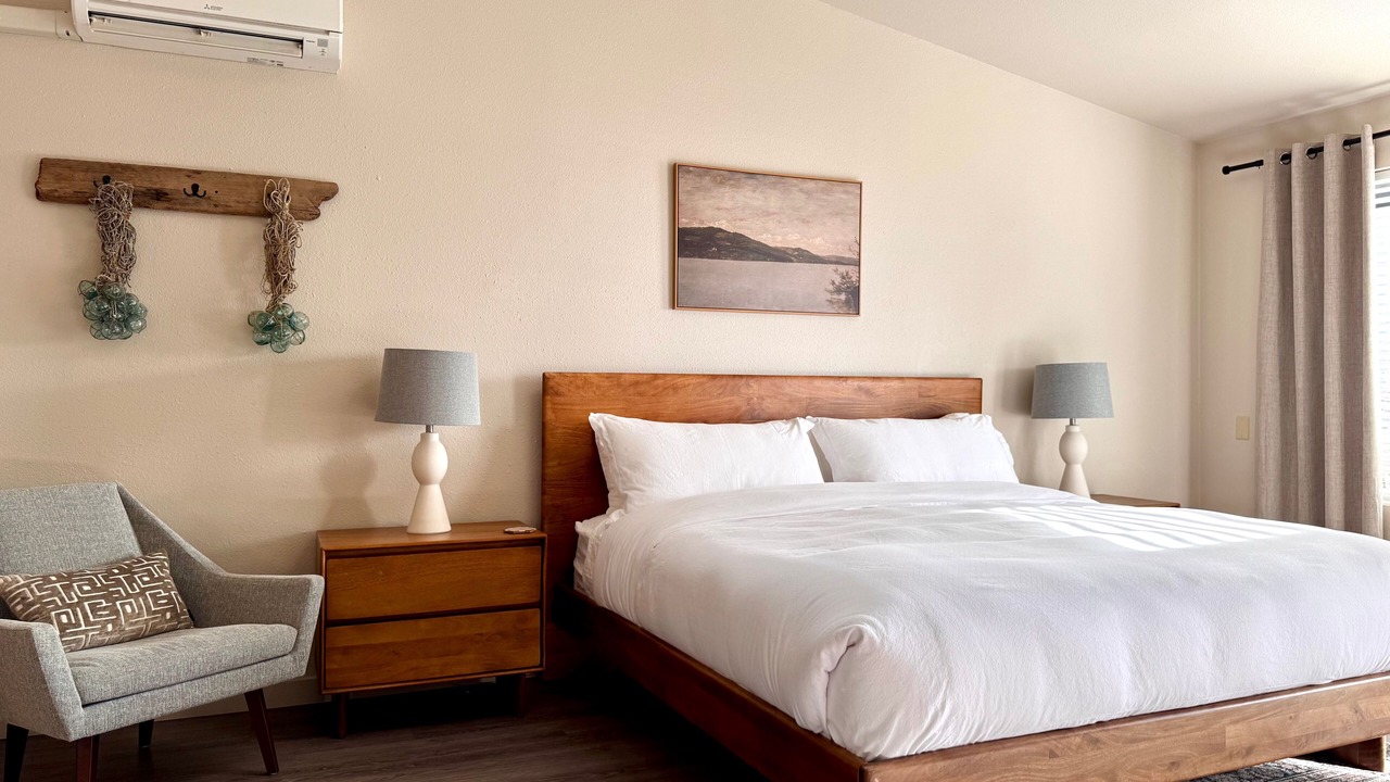 Photo of Bedroom in Yachats