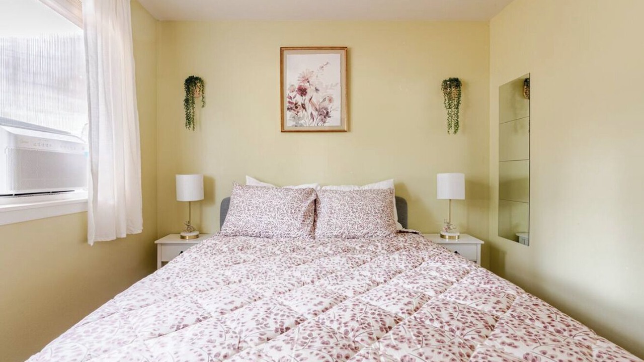 Photo of Bedroom in Grass Lawn
