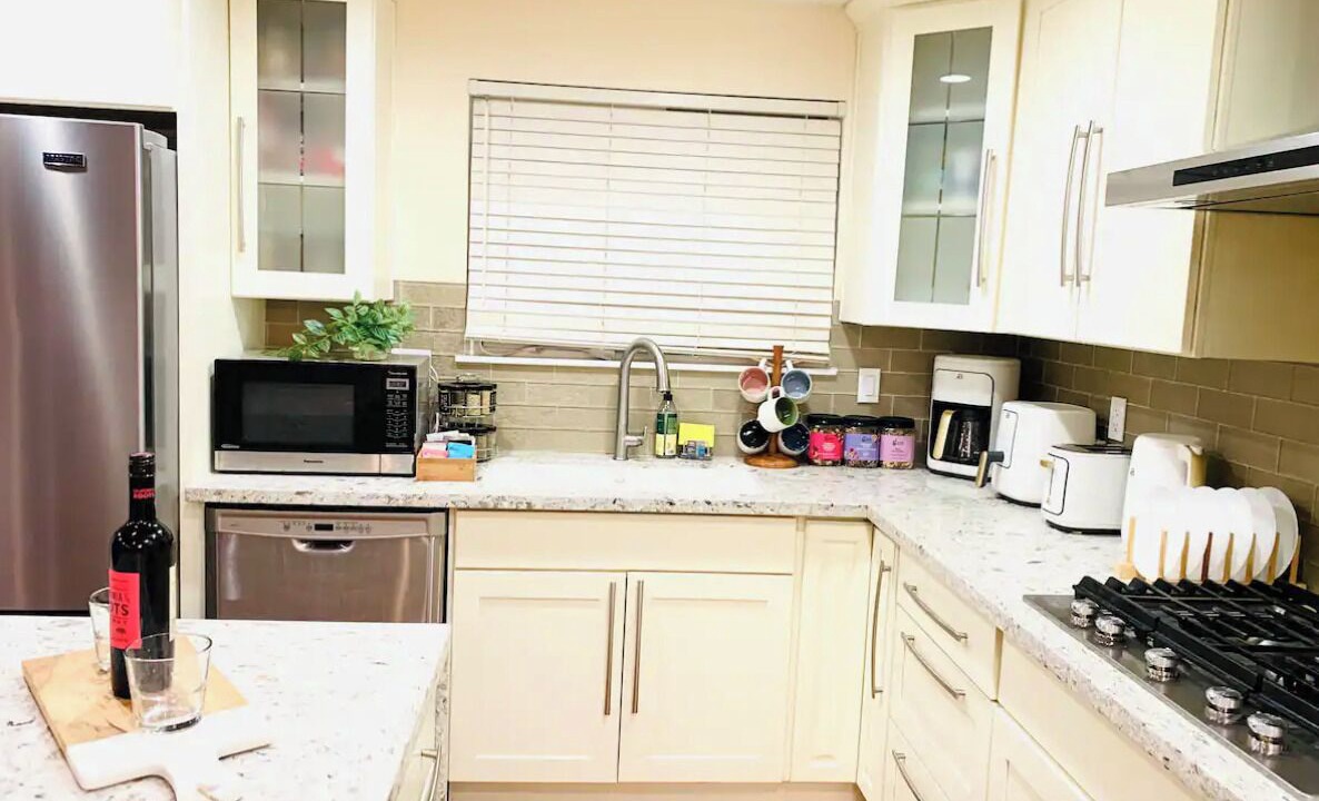 Photo of Kitchen in Grass Lawn