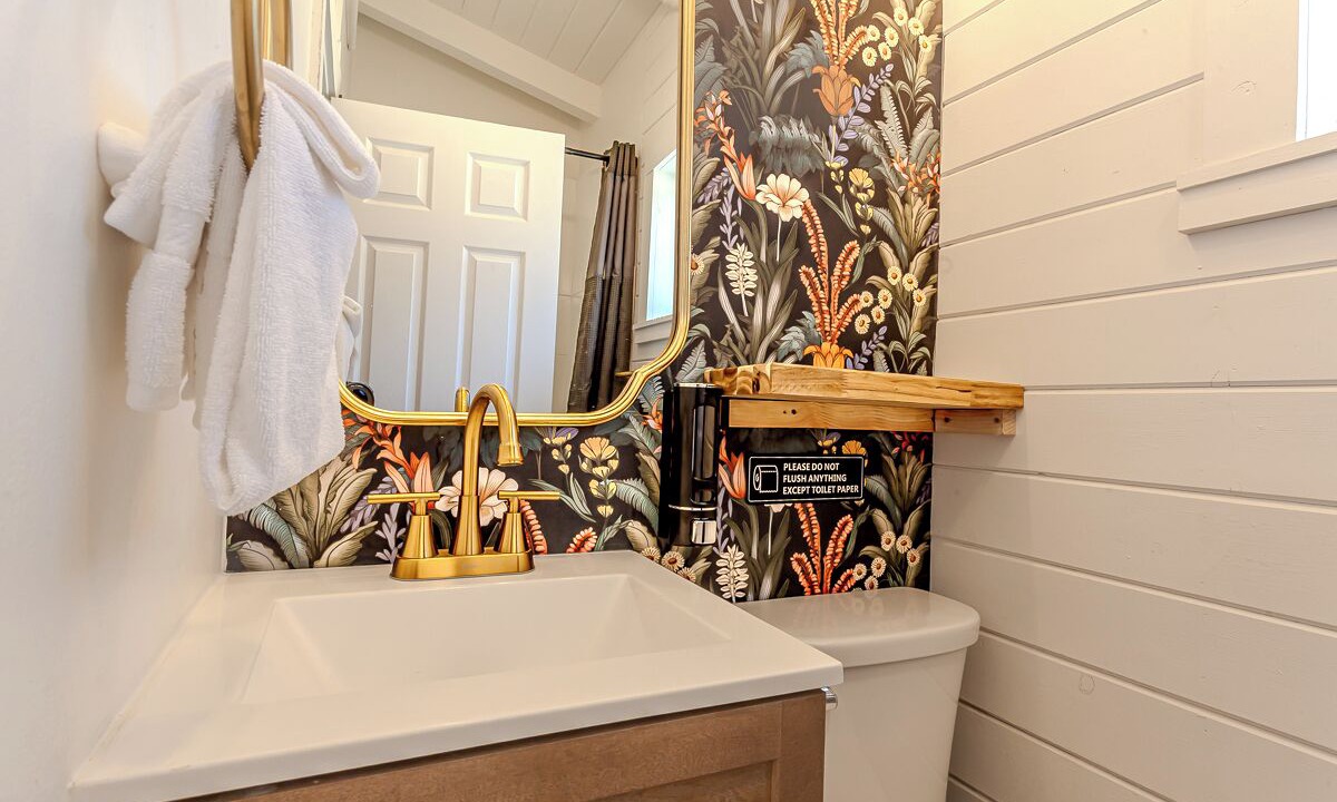 Photo of Bathroom in Sierra Tract