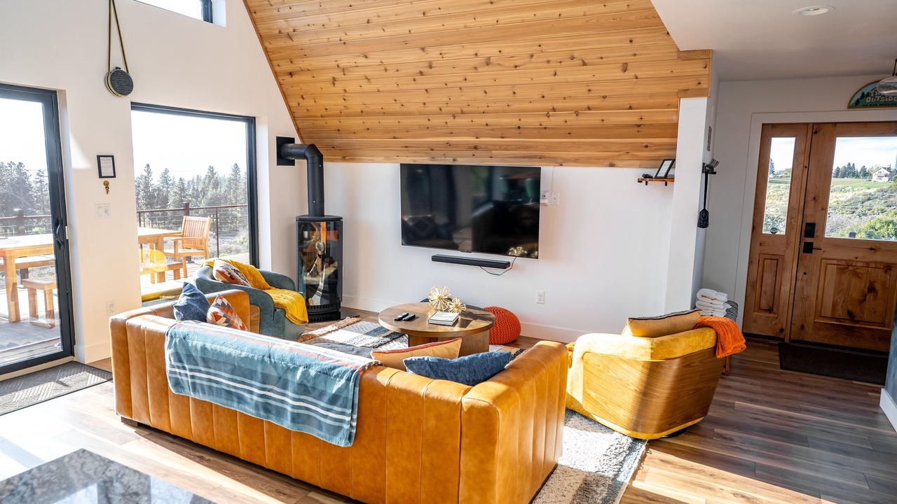 Photo of Livingroom in Chiloquin