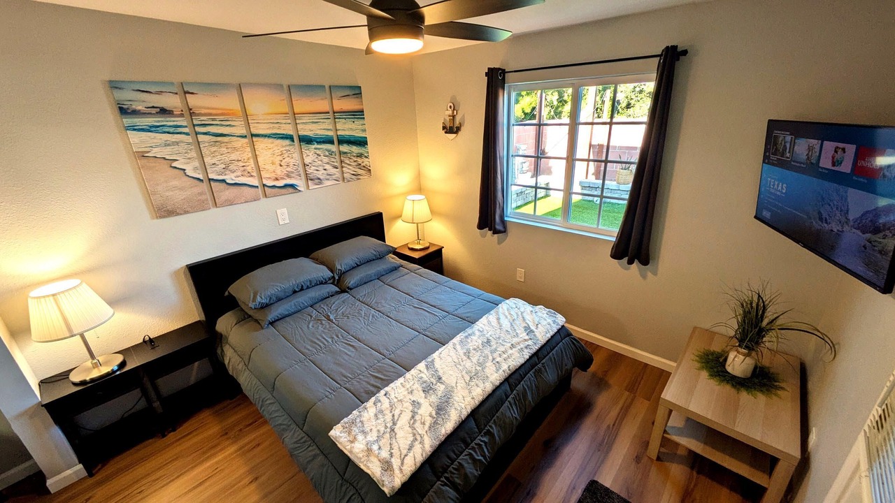 Photo of Bedroom in Los Angeles County