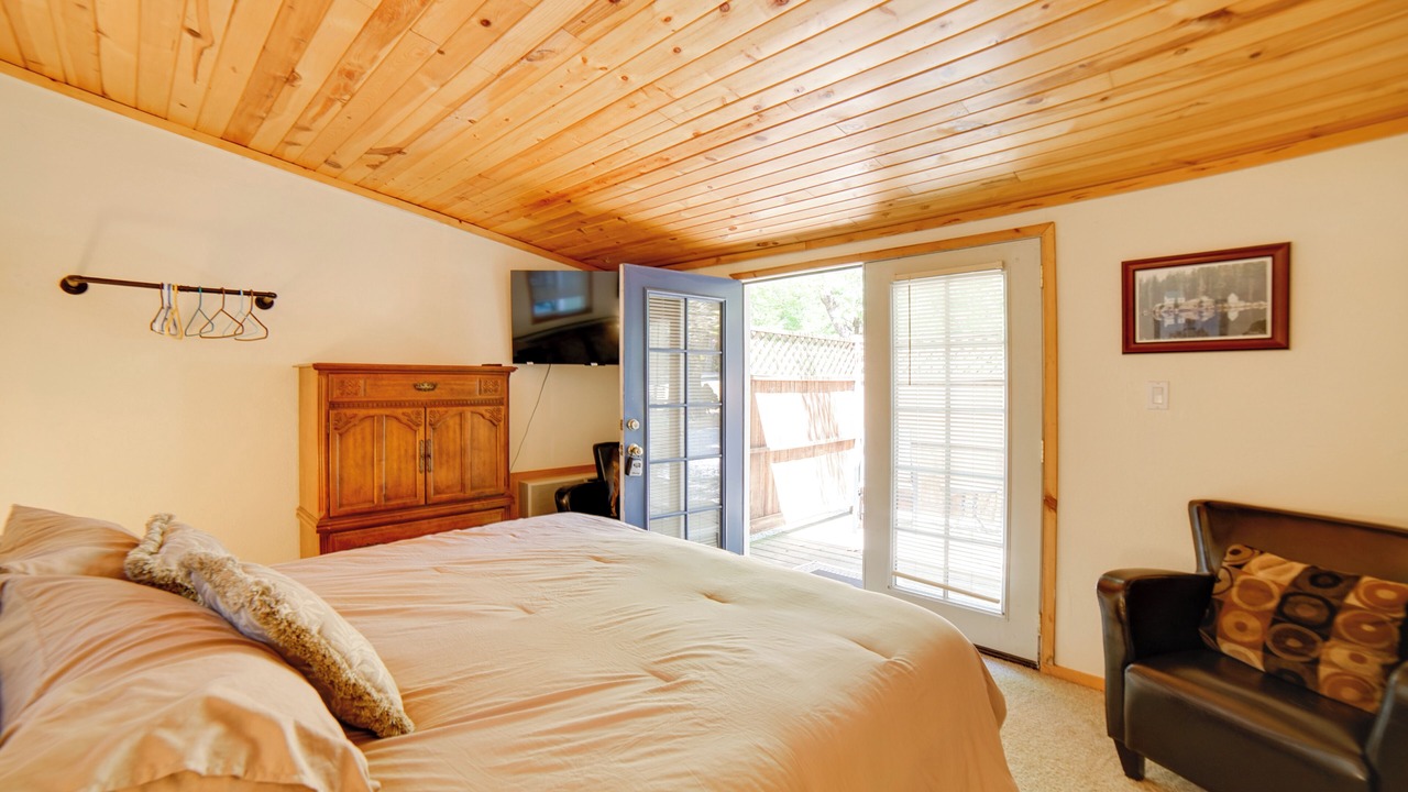 Photo of Bedroom in Cobb