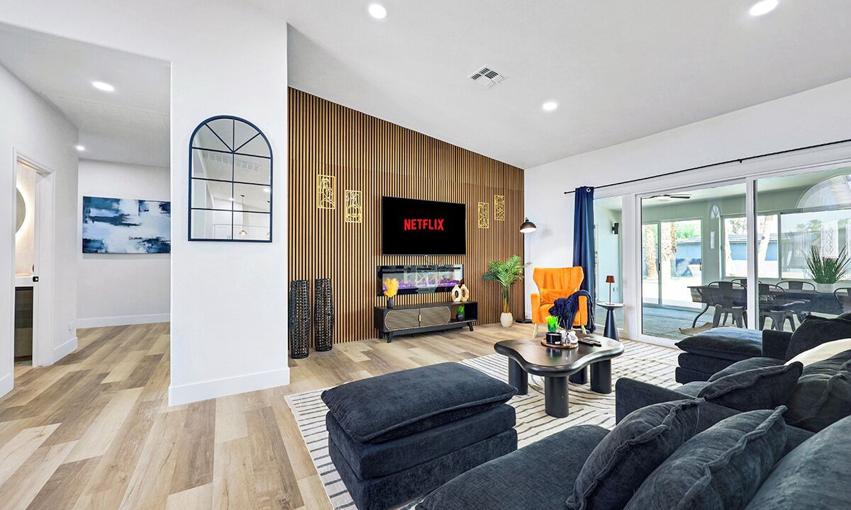 Photo of Livingroom in Desert Hills
