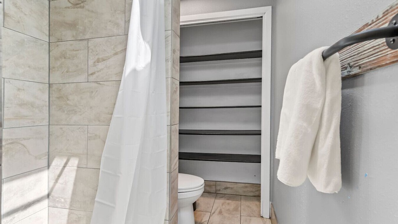 Photo of Bathroom in Sherwood - Tualatin South