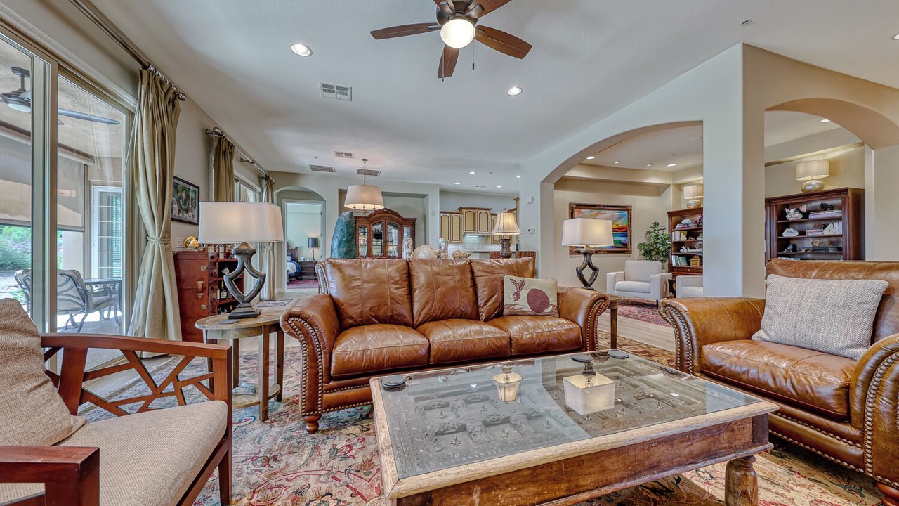 Photo of Livingroom in Lake Las Vegas