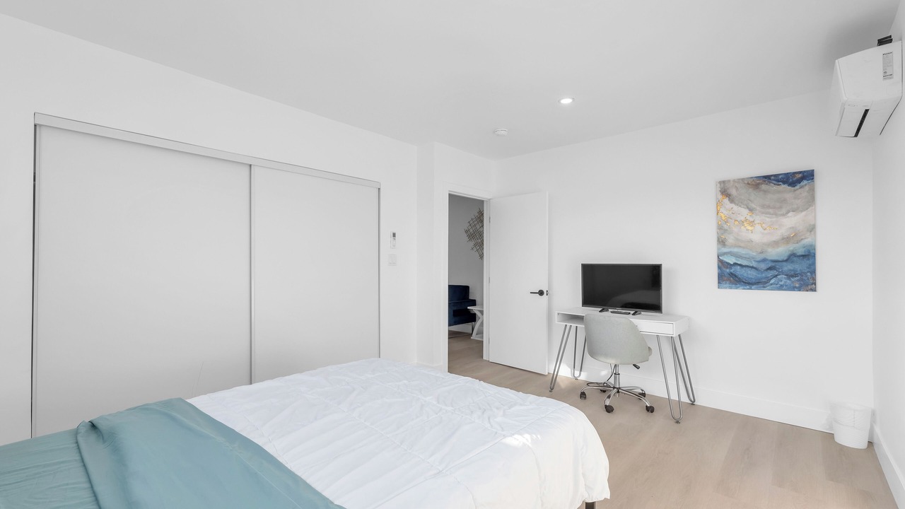 Photo of Bedroom in Cypress Park