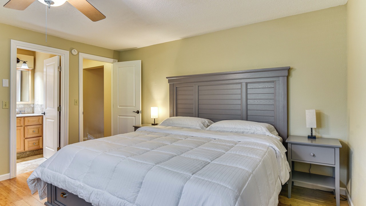 Photo of Bedroom in Five Corners