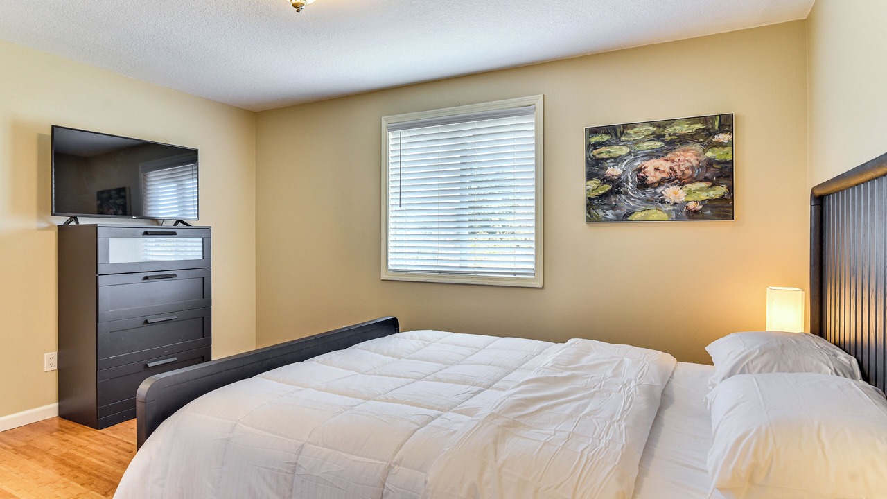 Photo of Bedroom in Five Corners