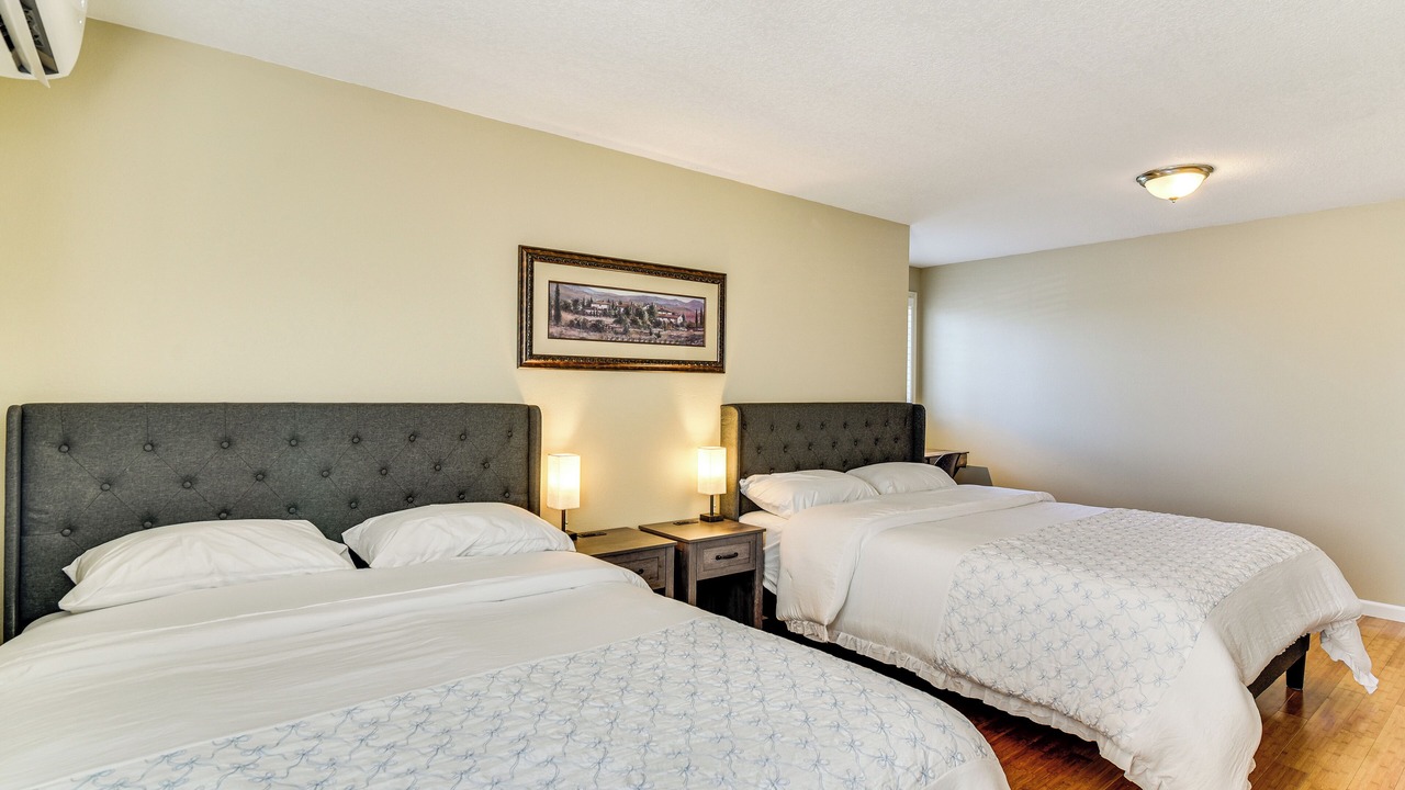 Photo of Bedroom in Five Corners