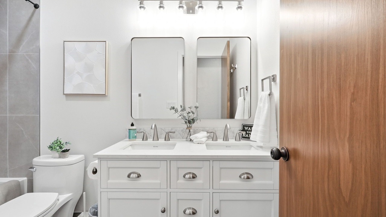 Photo of Bathroom in Ellsworth